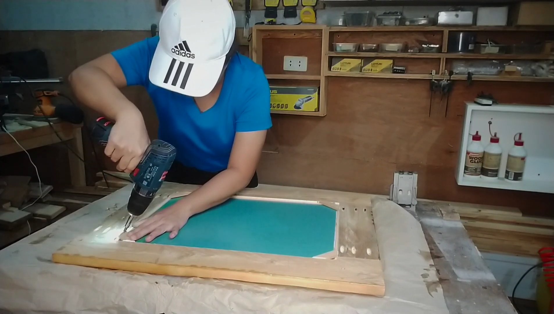 DIY Rustic Wooden Mirror